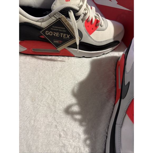 Size 10.5 - Nike Air Max 90 GORE-TEX Infrared main image 9